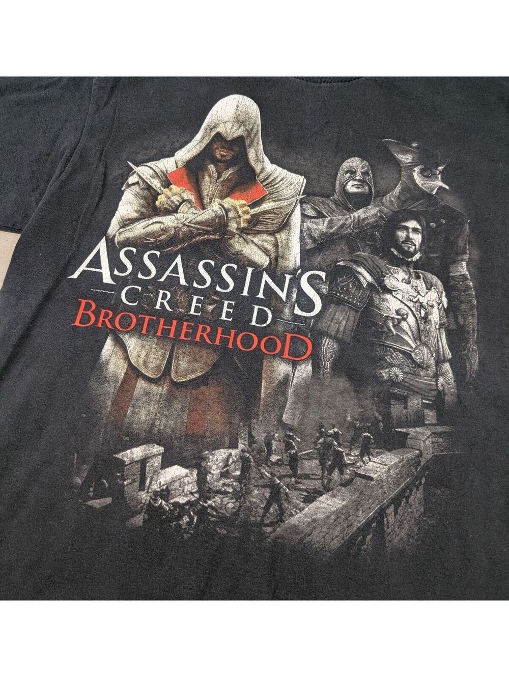 2011 Assassins Creed Brotherhood Video Game Promo T-shirt - Picture 2 of 6